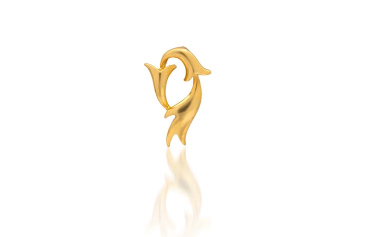 Gleaming Grace Gold Pendant